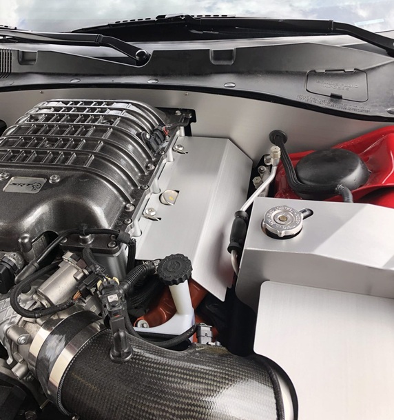 Custom Hemi Engine Half Cover Magnum, Charger, Challenger, 300C Custom Hemi Engine Half Cover Magnum, Charger, Challenger, 300C